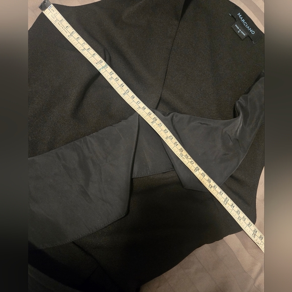 Marciano Black Ruffle Trim Jumpsuit With Belt. Size 0. - Picture 13 of 14